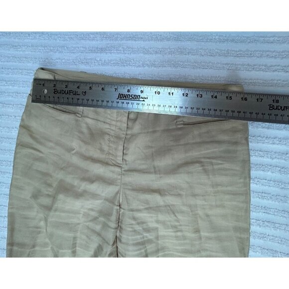 Max Studio Women's Mid-Rise Khaki Capri Pants Size 10 Lightweight Linen Blend - Picture 6 of 9